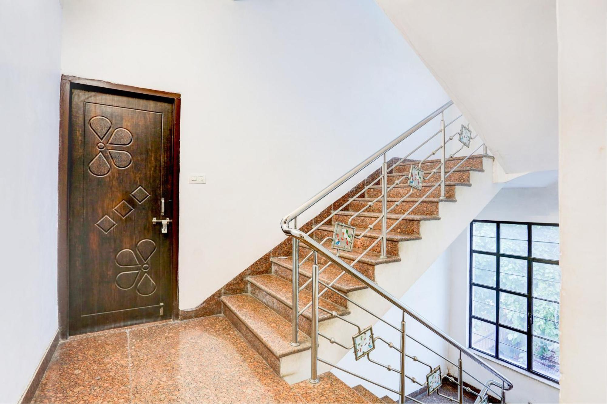 Super Hotel O Goverdhan Villa Udaipur Exterior photo